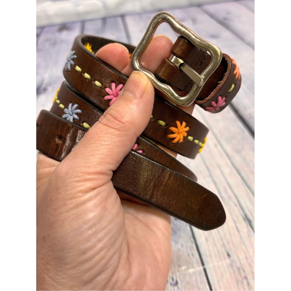 VINTAGE Dockers Embroidered Floral Leather Brown Boho Western Hippie Retro Belt